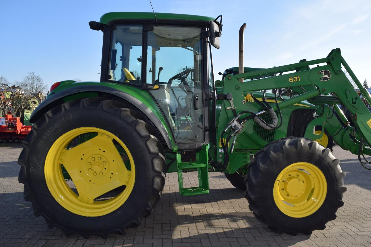 John Deere 6220 - جرار: صور 2 John Deere 6220 - جرار: صور 2
