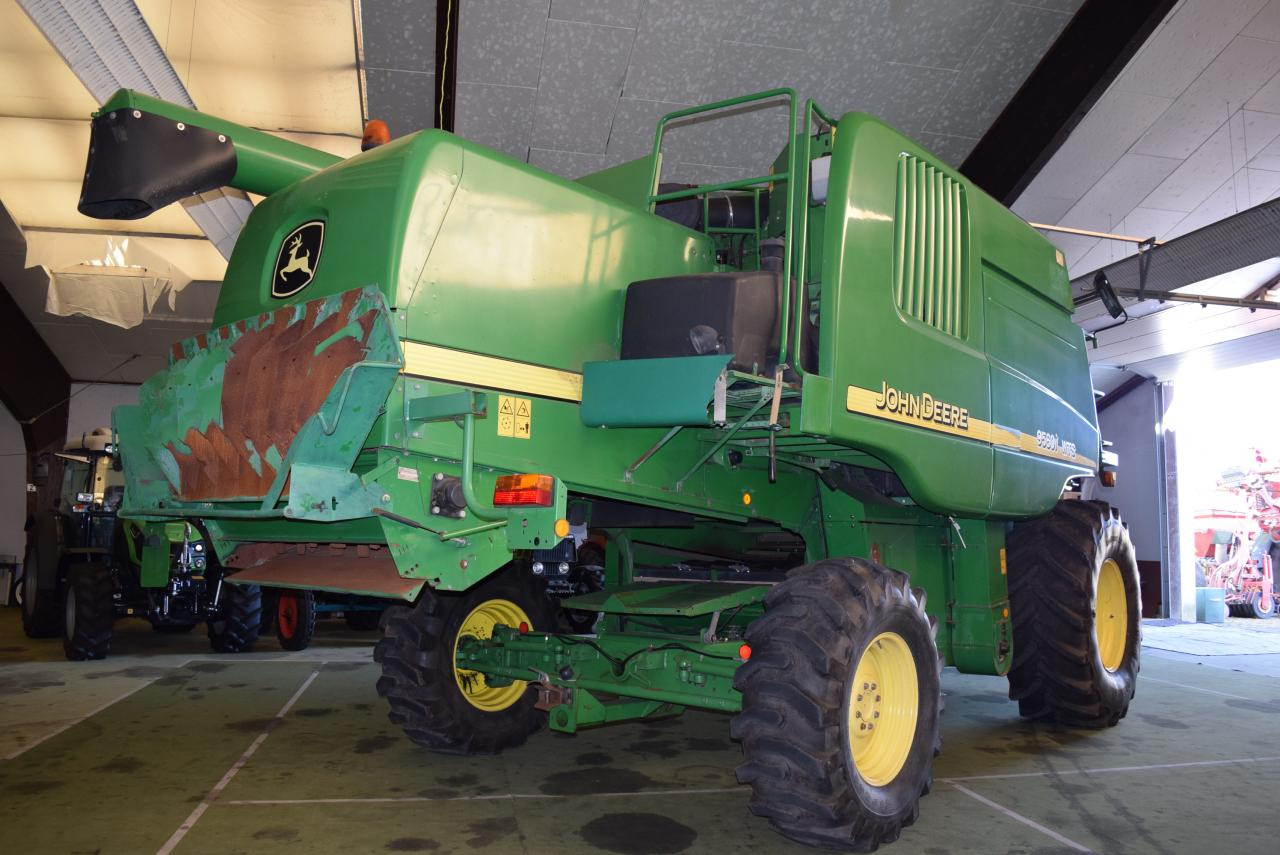John Deere 9560 i WTS - حصادة شاملة: صور 5 John Deere 9560 i WTS - حصادة شاملة: صور 5