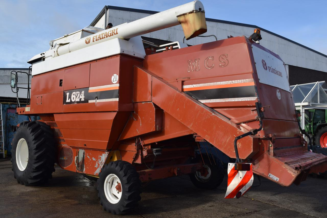 Laverda L624 - حصادة شاملة: صور 5 Laverda L624 - حصادة شاملة: صور 5