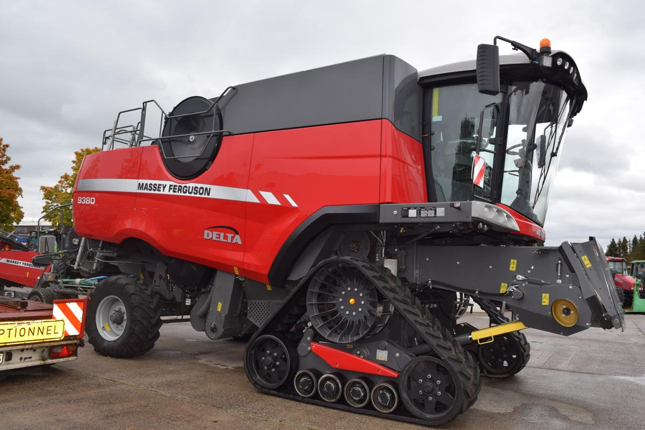 Massey Ferguson MF 9380 Delta Hybrid - حصادة شاملة: صور 3 Massey Ferguson MF 9380 Delta Hybrid - حصادة شاملة: صور 3