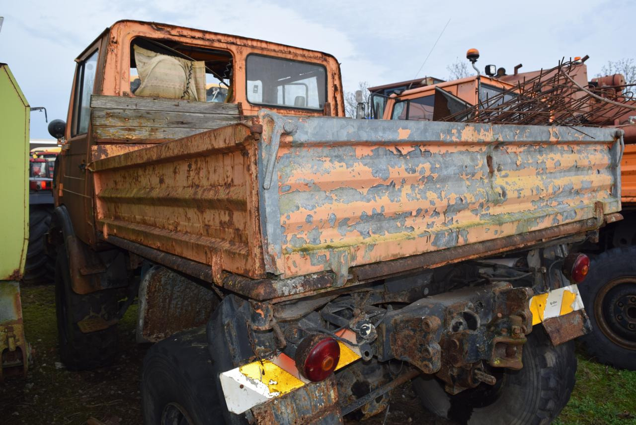 Mercedes-Benz Unimog U1200 - جرار: صور 4 Mercedes-Benz Unimog U1200 - جرار: صور 4