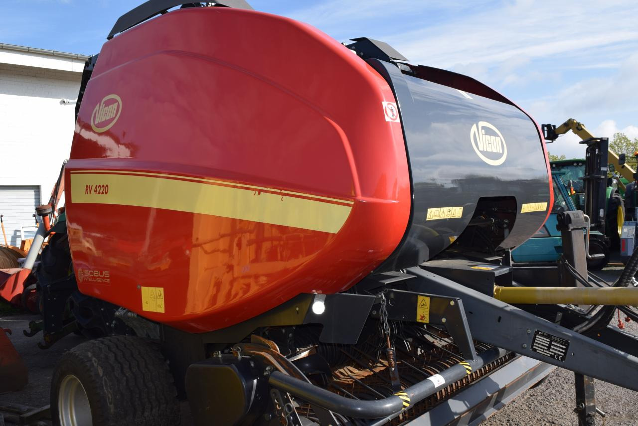 Vicon RV 4220 SC 14 - مكبس القش الدائري: صور 1 Vicon RV 4220 SC 14 - مكبس القش الدائري: صور 1
