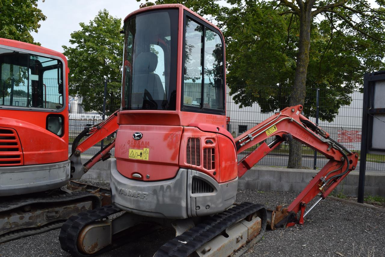 Yanmar VIO 25 - 4 - حفارة مصغرة: صور 3 Yanmar VIO 25 - 4 - حفارة مصغرة: صور 3