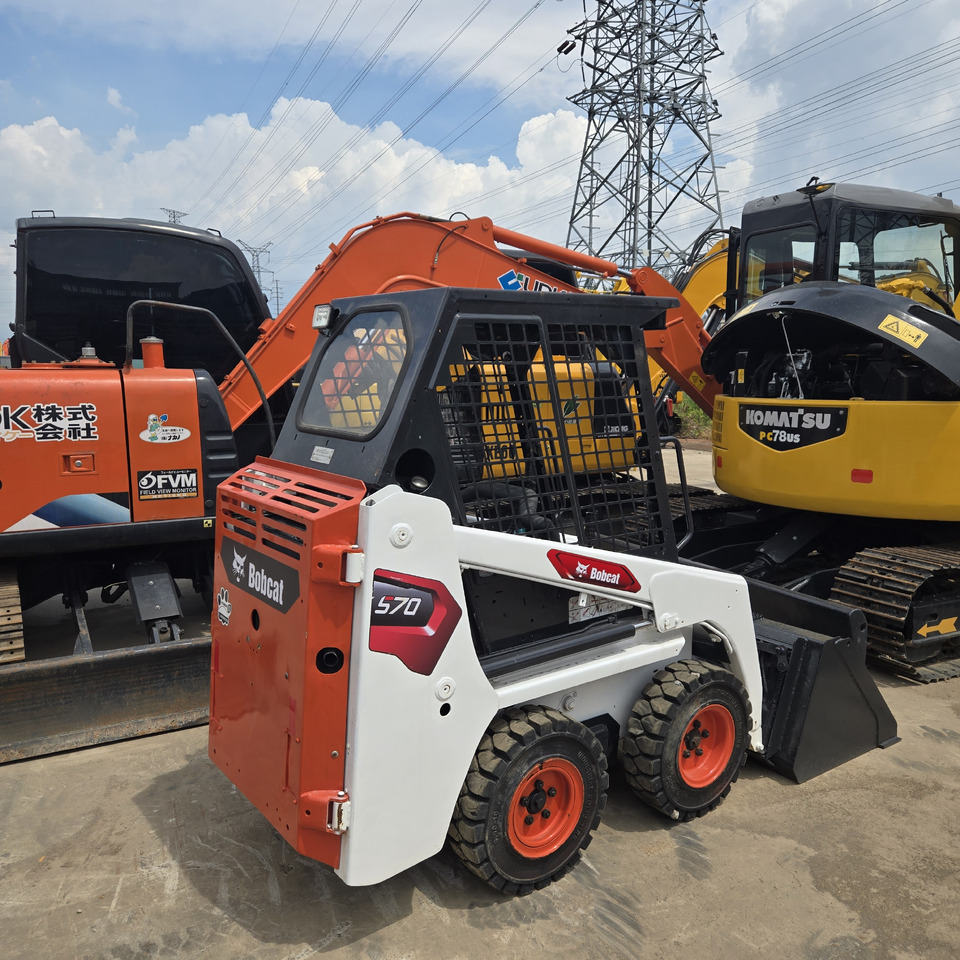 BOBCAT S70 - شيول صغير: صور 1 BOBCAT S70 - شيول صغير: صور 1