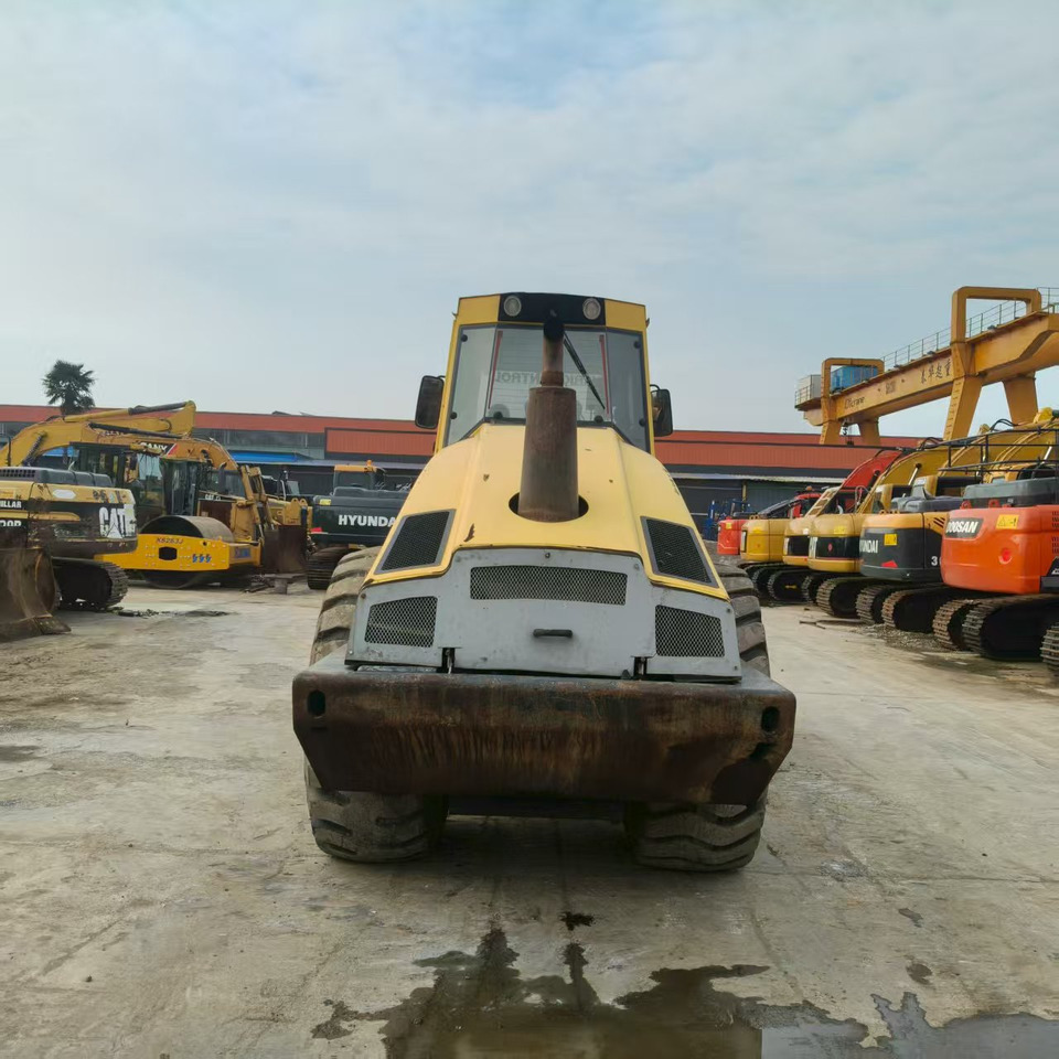 BOMAG 226DH - مدحلة الأسفلت: صور 5 BOMAG 226DH - مدحلة الأسفلت: صور 5