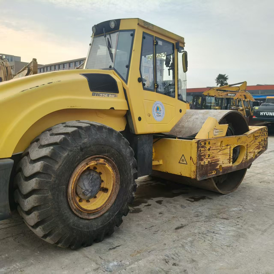 BOMAG 226DH - مدحلة الأسفلت: صور 3 BOMAG 226DH - مدحلة الأسفلت: صور 3