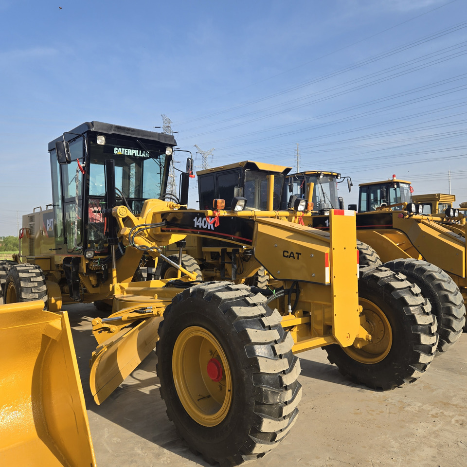 CATERPILLAR 140K - آلة تسوية الأرض: صور 3 CATERPILLAR 140K - آلة تسوية الأرض: صور 3