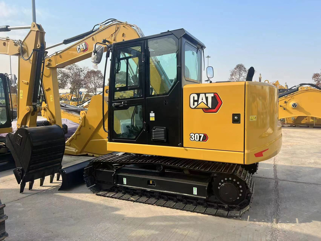 CATERPILLAR 307 - حفارة مصغرة: صور 1 CATERPILLAR 307 - حفارة مصغرة: صور 1