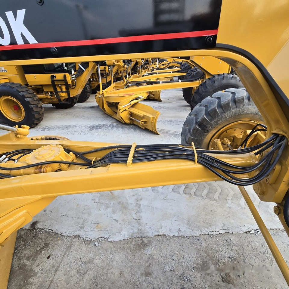 Caterpillar 140K - آلة تسوية الأرض: صور 2 Caterpillar 140K - آلة تسوية الأرض: صور 2
