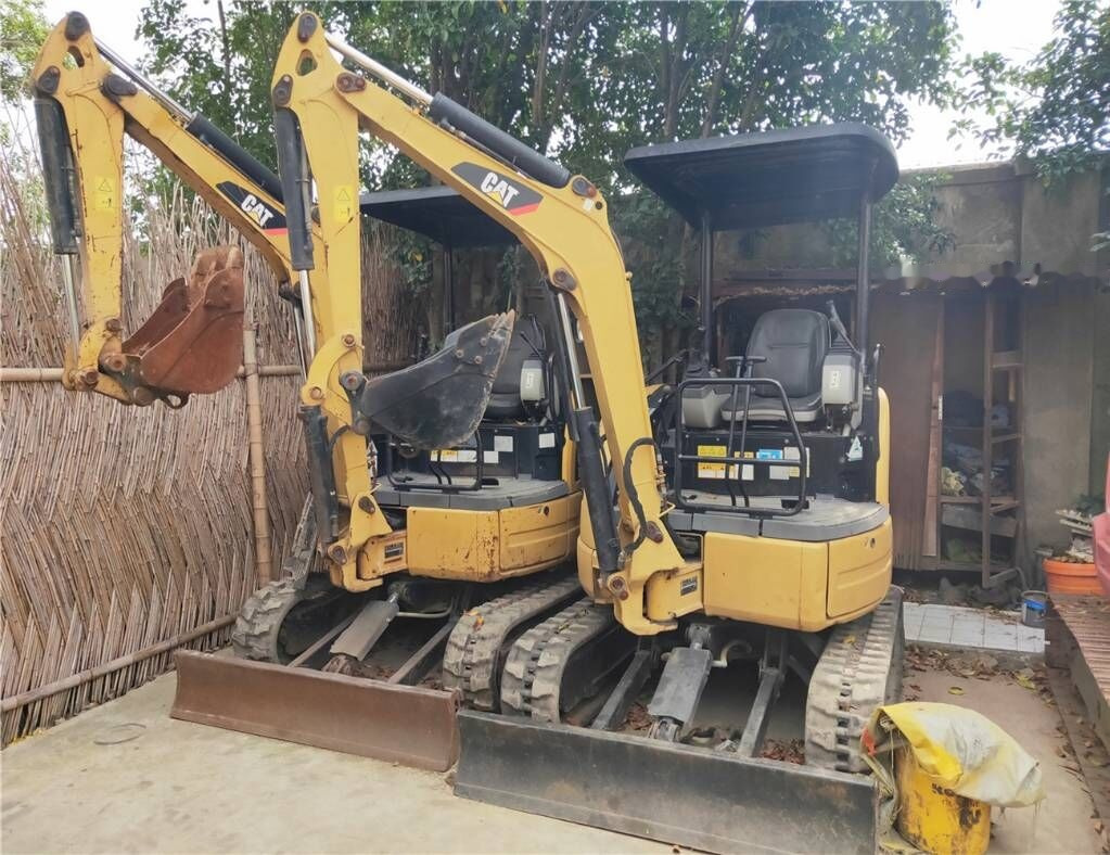 Caterpillar 302C - حفارة مصغرة: صور 3 Caterpillar 302C - حفارة مصغرة: صور 3