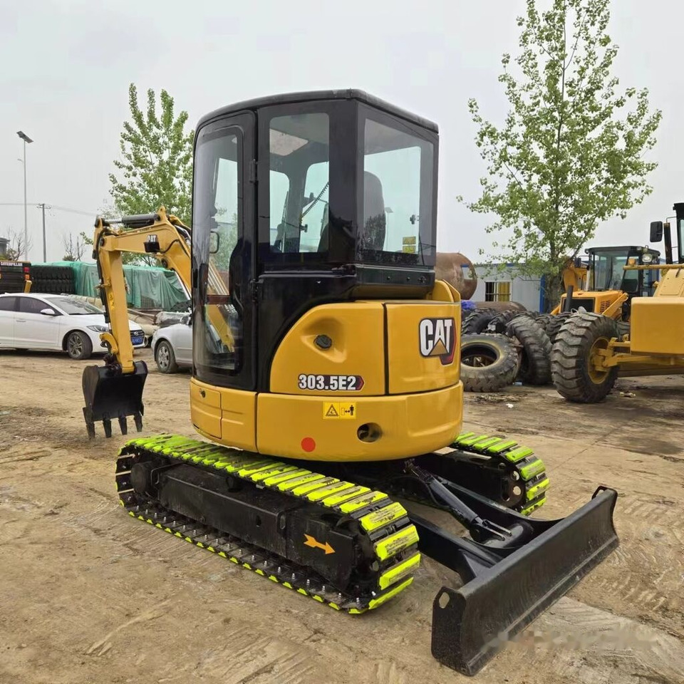 Caterpillar 303.5E2 - حفارة مصغرة: صور 3 Caterpillar 303.5E2 - حفارة مصغرة: صور 3