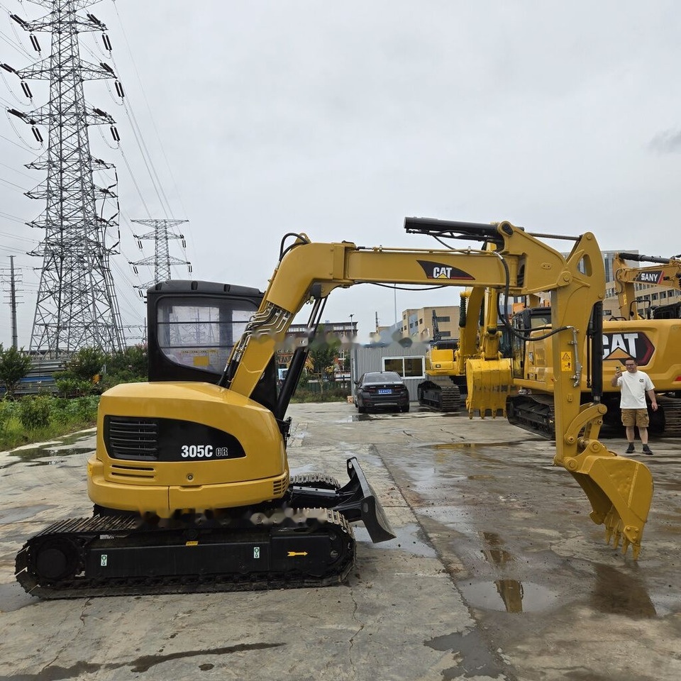 Caterpillar 305CR - حفارة مصغرة: صور 5 Caterpillar 305CR - حفارة مصغرة: صور 5