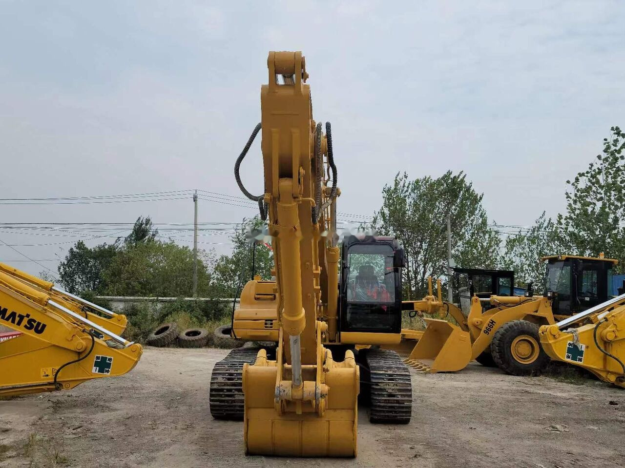 Caterpillar 325D - حفارات زحافة: صور 2 Caterpillar 325D - حفارات زحافة: صور 2