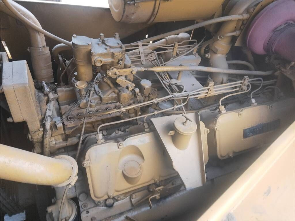 Caterpillar D 9 N - بلدوزر: صور 5 Caterpillar D 9 N - بلدوزر: صور 5