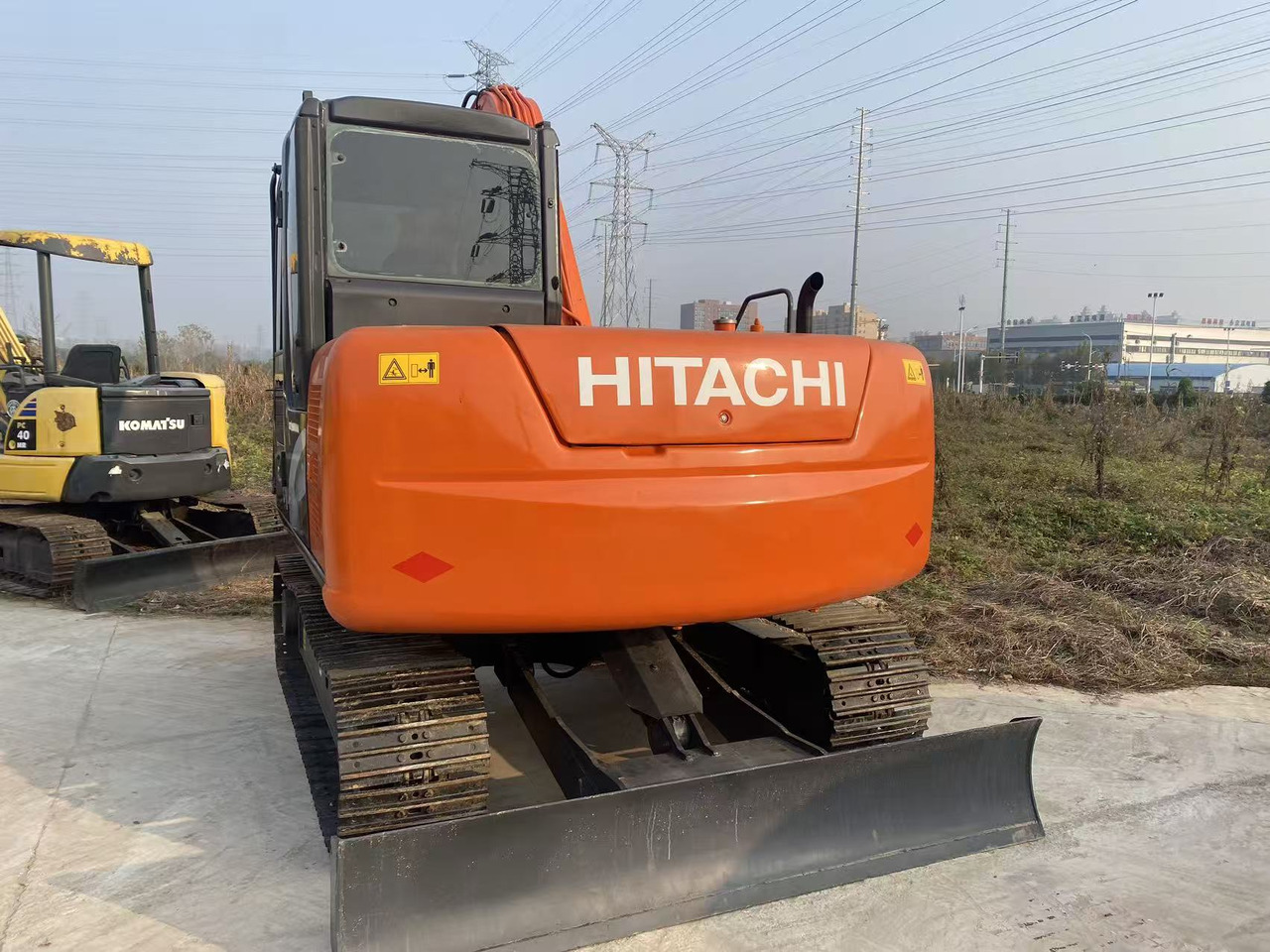 HITACHI ZX70 - حفارة مصغرة: صور 2 HITACHI ZX70 - حفارة مصغرة: صور 2