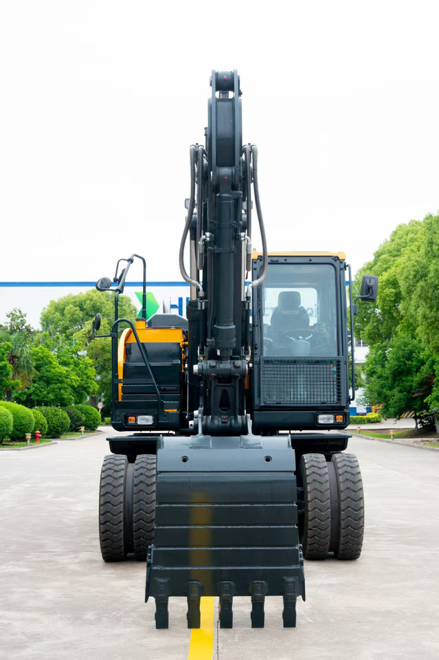 جديد حفارة على عجلات HYUNDAI HW155: صور 6