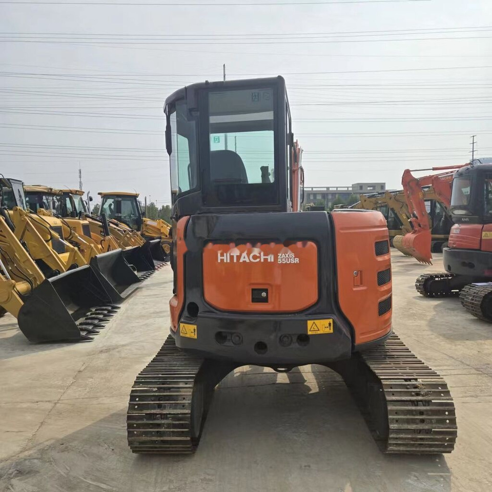 Hitachi ZX55USR - حفارة مصغرة: صور 1 Hitachi ZX55USR - حفارة مصغرة: صور 1
