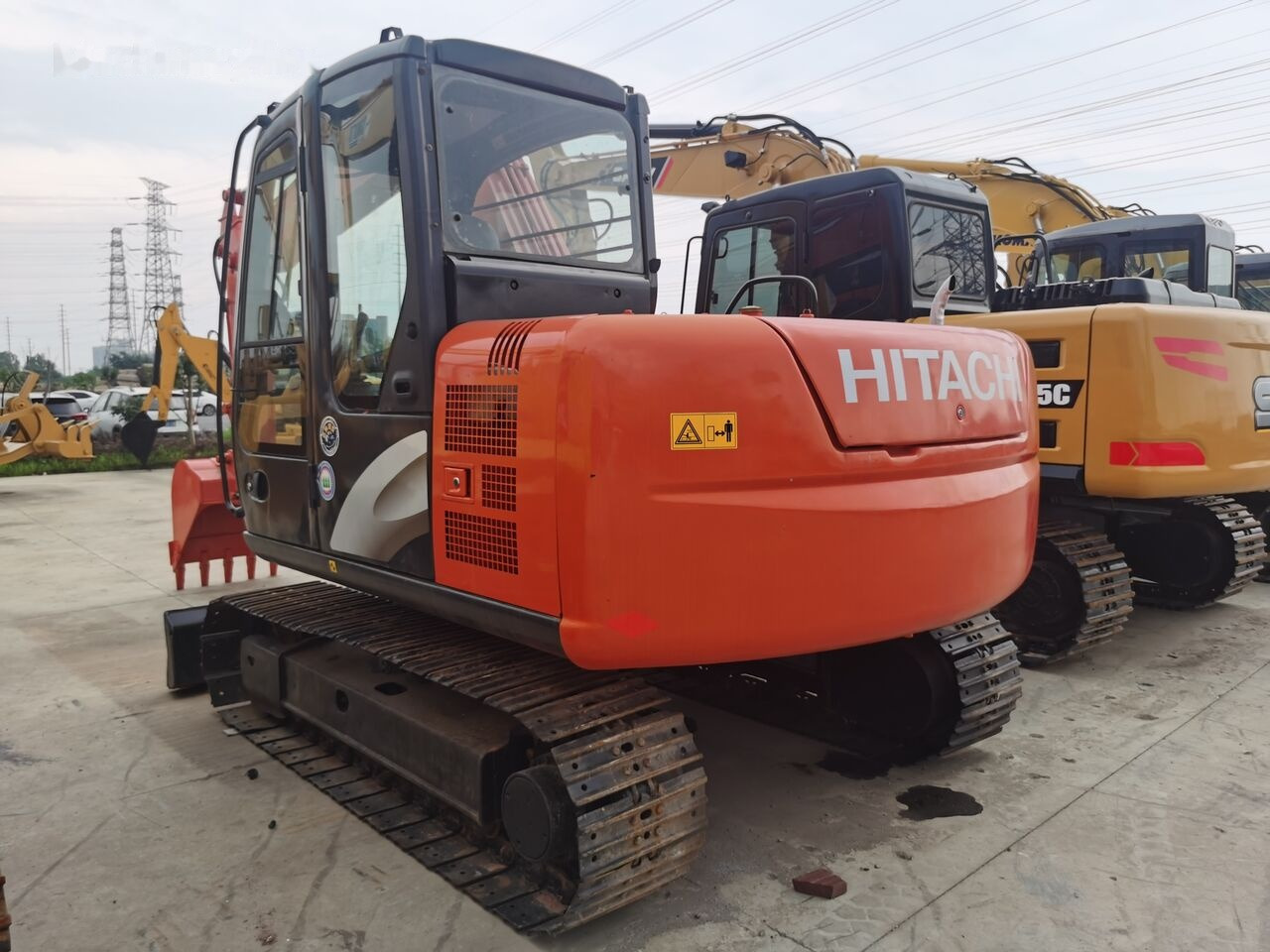 Hitachi ZX70 - حفارة مصغرة: صور 5 Hitachi ZX70 - حفارة مصغرة: صور 5