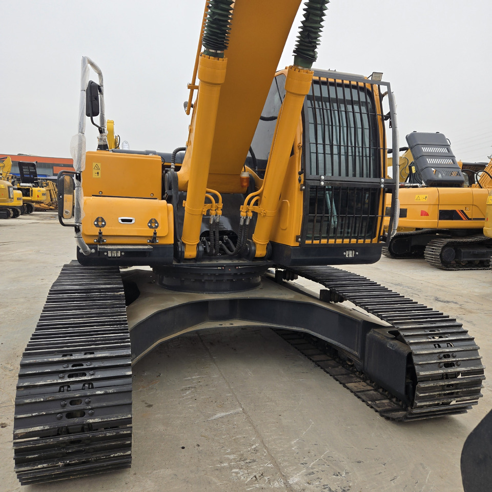 حفارات زحافة Hyundai R305LC-9T: صور 8
