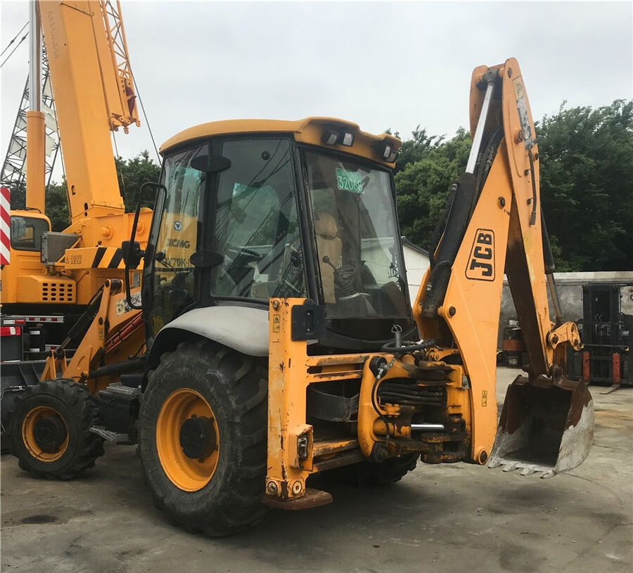 JCB 3CX-4T - حفار متعدد الاستخدام: صور 3 JCB 3CX-4T - حفار متعدد الاستخدام: صور 3