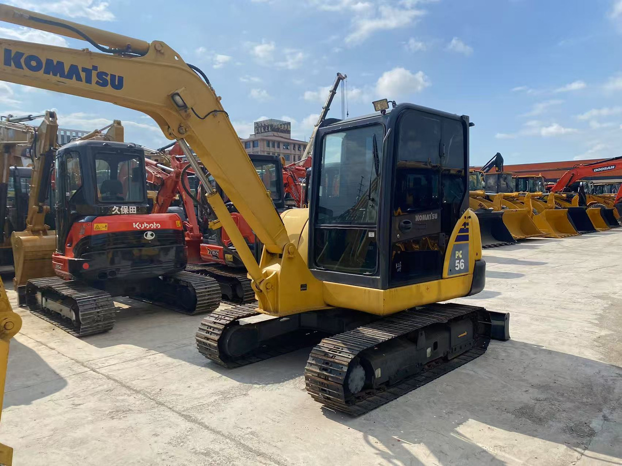 حفارة مصغرة KOMATSU PC56-7: صور 9