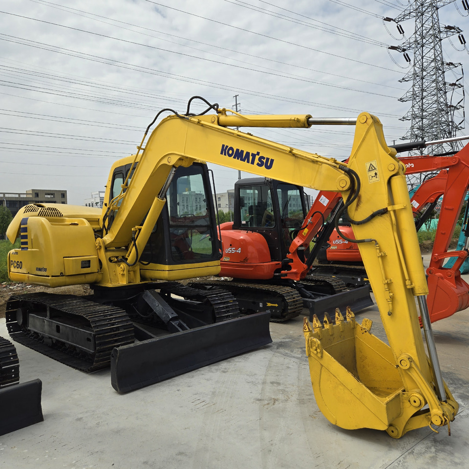 KOMATSU PC60 - حفارة مصغرة: صور 5 KOMATSU PC60 - حفارة مصغرة: صور 5