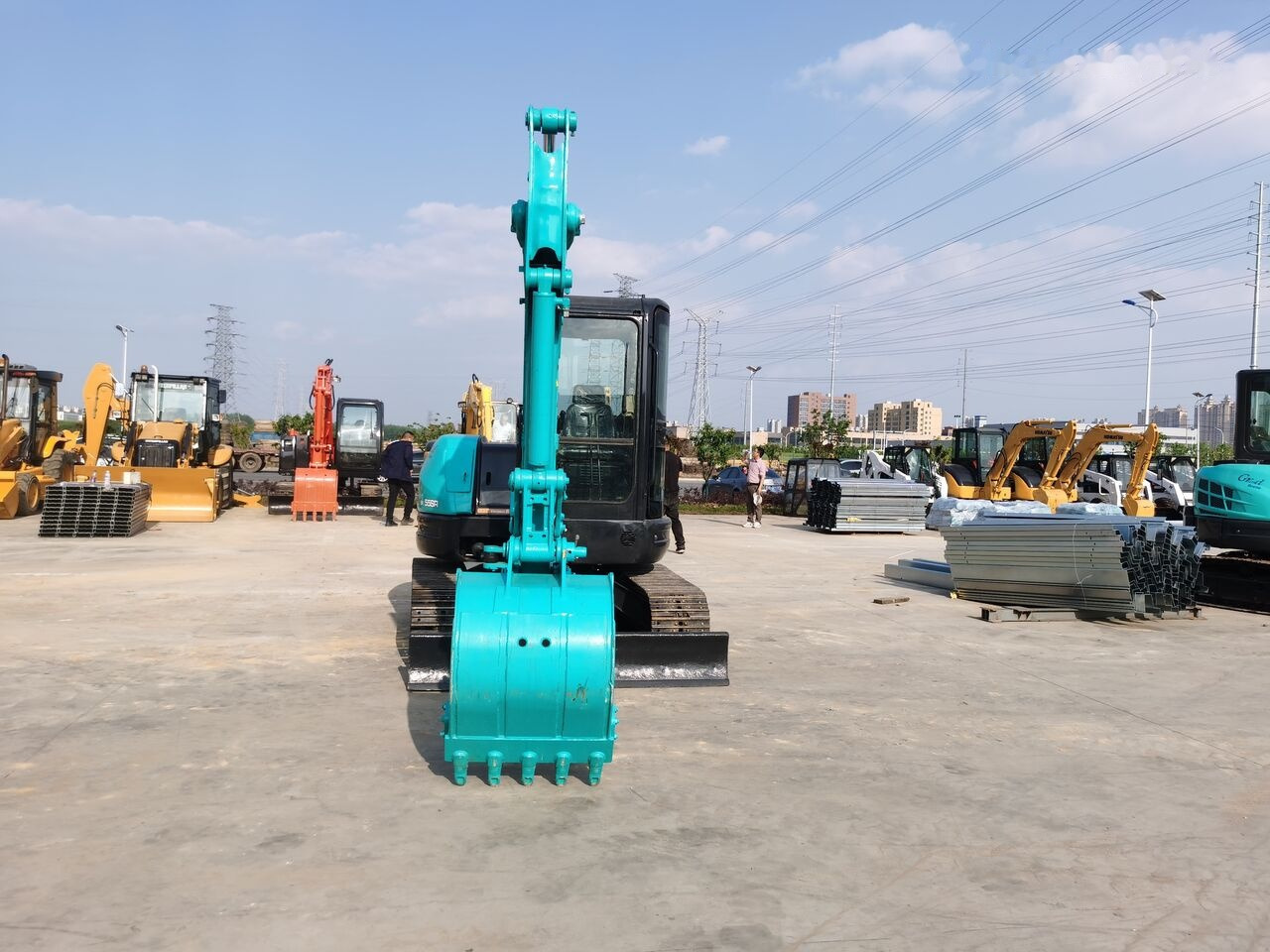 Kobelco SK55SR - حفارة مصغرة: صور 3 Kobelco SK55SR - حفارة مصغرة: صور 3