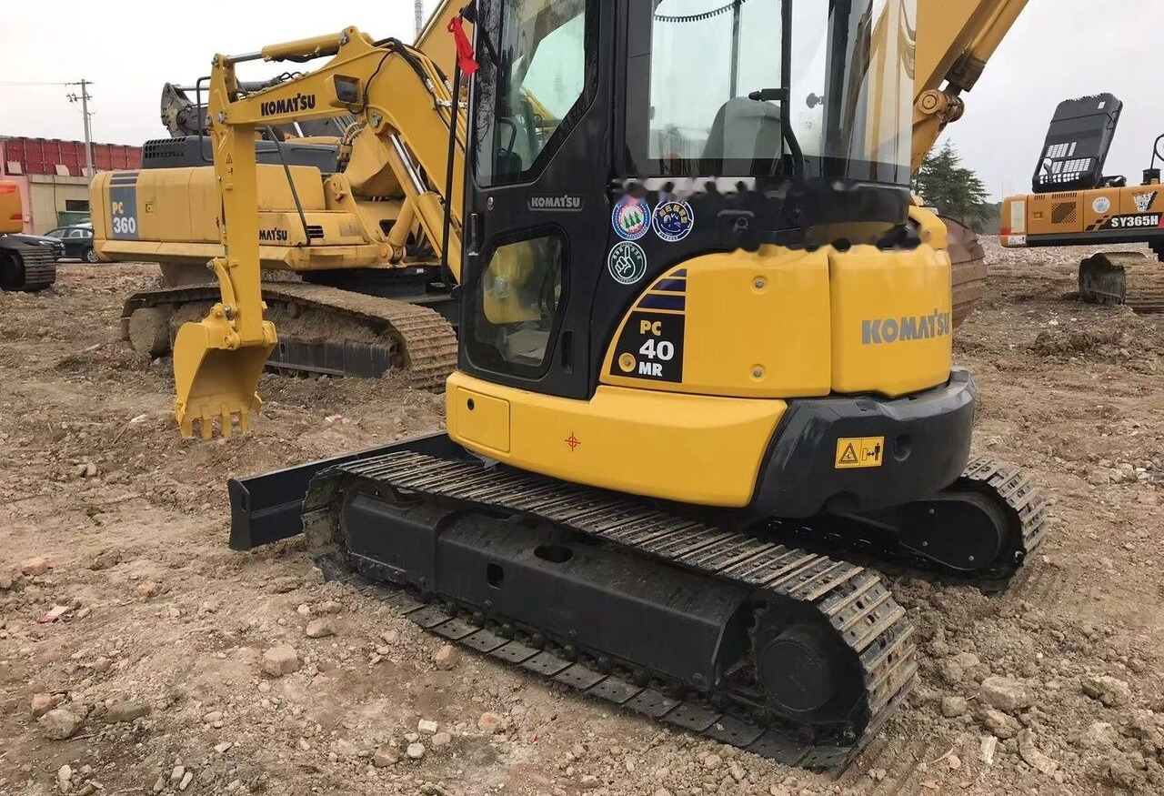 Komatsu PC40MR - حفارة مصغرة: صور 5 Komatsu PC40MR - حفارة مصغرة: صور 5