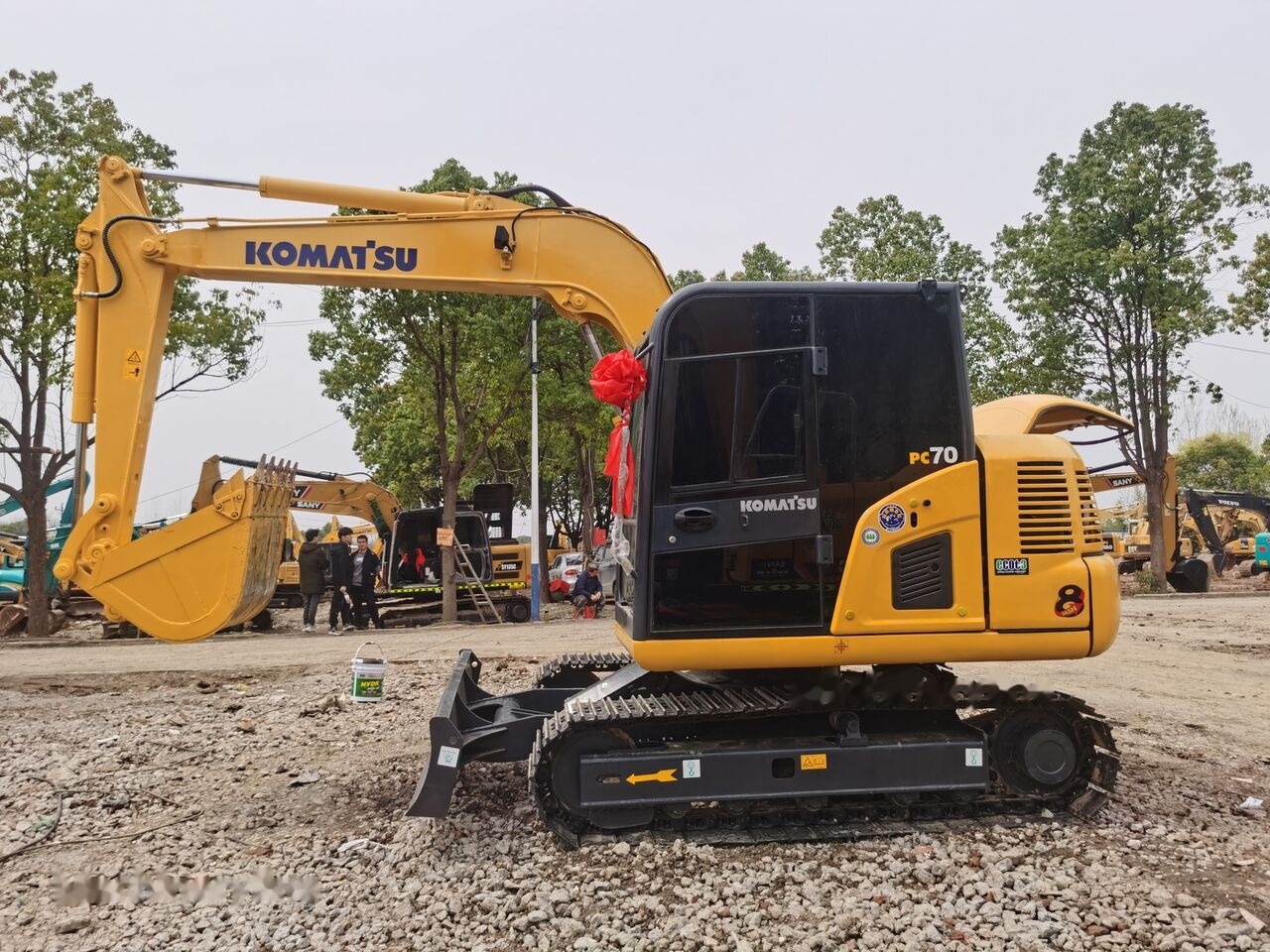 Komatsu PC70-8 - حفارات زحافة: صور 4 Komatsu PC70-8 - حفارات زحافة: صور 4