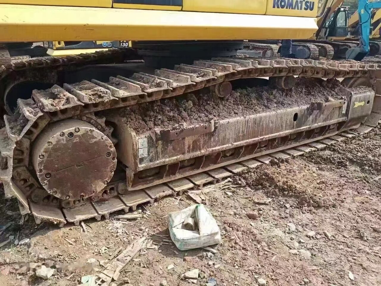 Komatsu pc400-8 - حفارات زحافة: صور 3 Komatsu pc400-8 - حفارات زحافة: صور 3