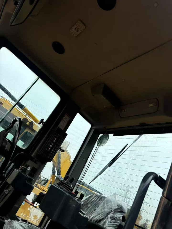 LIUGONG 420 - آلة تسوية الأرض: صور 3 LIUGONG 420 - آلة تسوية الأرض: صور 3