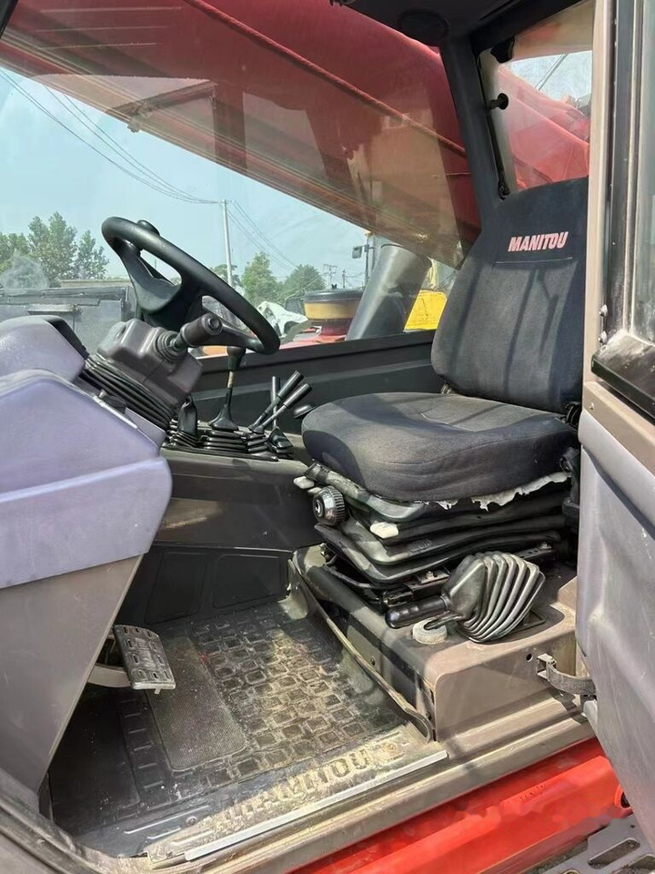 Manitou MT1740 - رافعة تلسكوبية: صور 5 Manitou MT1740 - رافعة تلسكوبية: صور 5