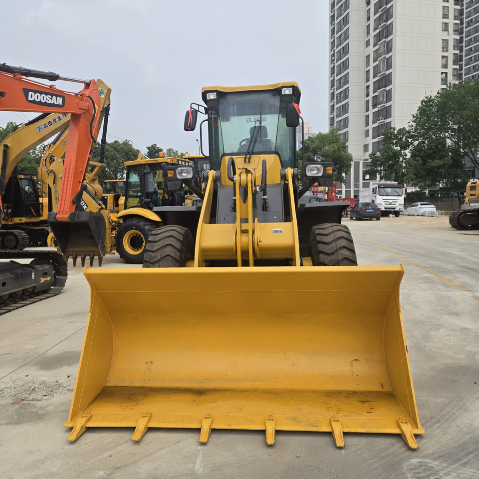 SDLG LG936L - اللودر بعجل: صور 3 SDLG LG936L - اللودر بعجل: صور 3