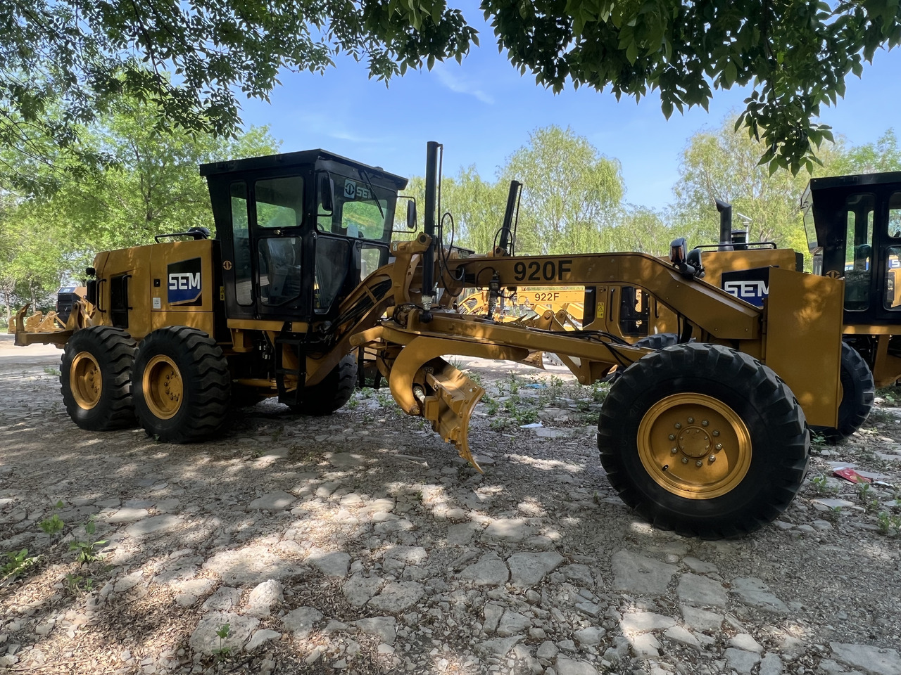 SEM SEM920F - آلة تسوية الأرض: صور 2 SEM SEM920F - آلة تسوية الأرض: صور 2