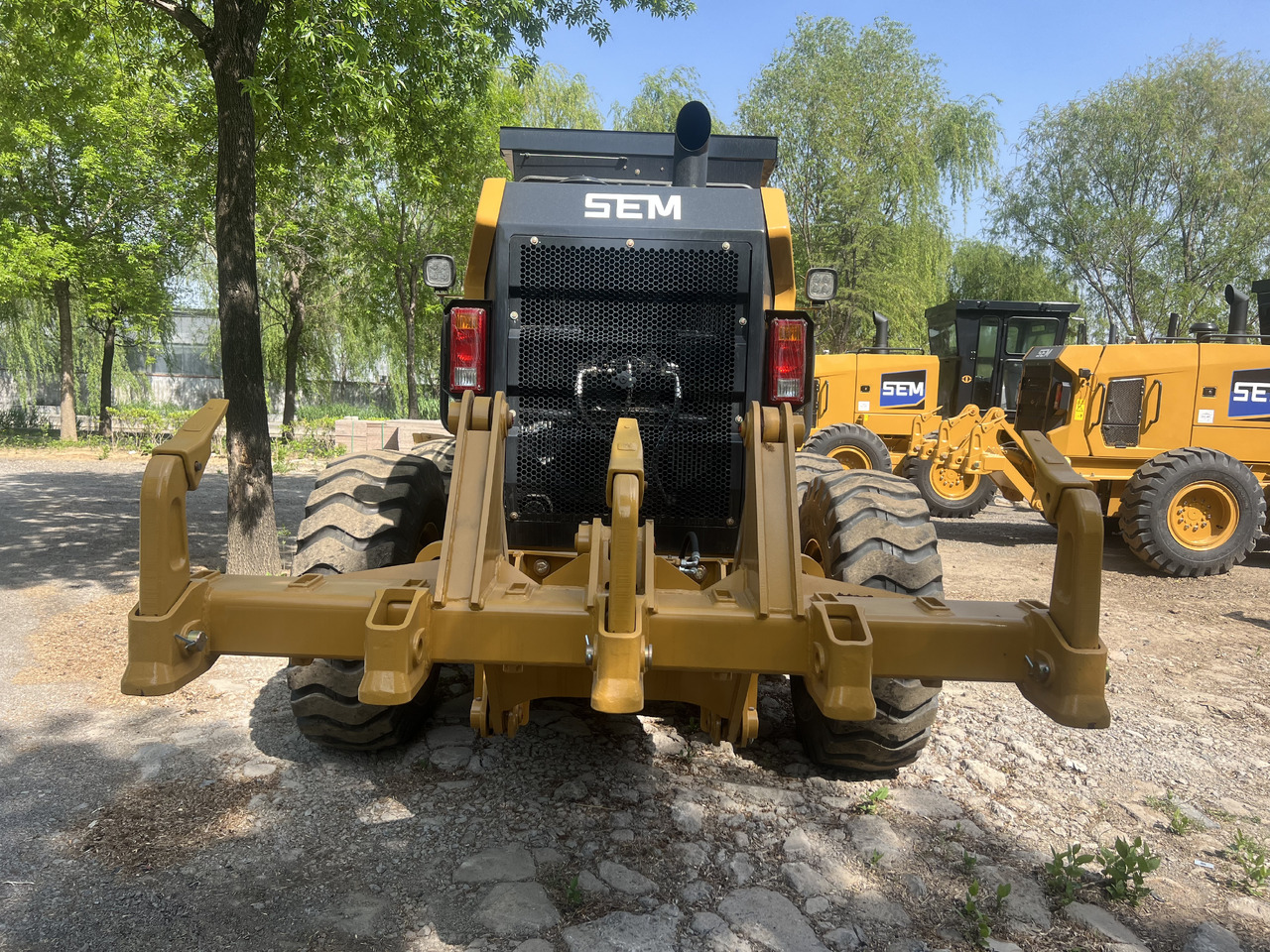 SEM SEM922F - آلة تسوية الأرض: صور 3 SEM SEM922F - آلة تسوية الأرض: صور 3