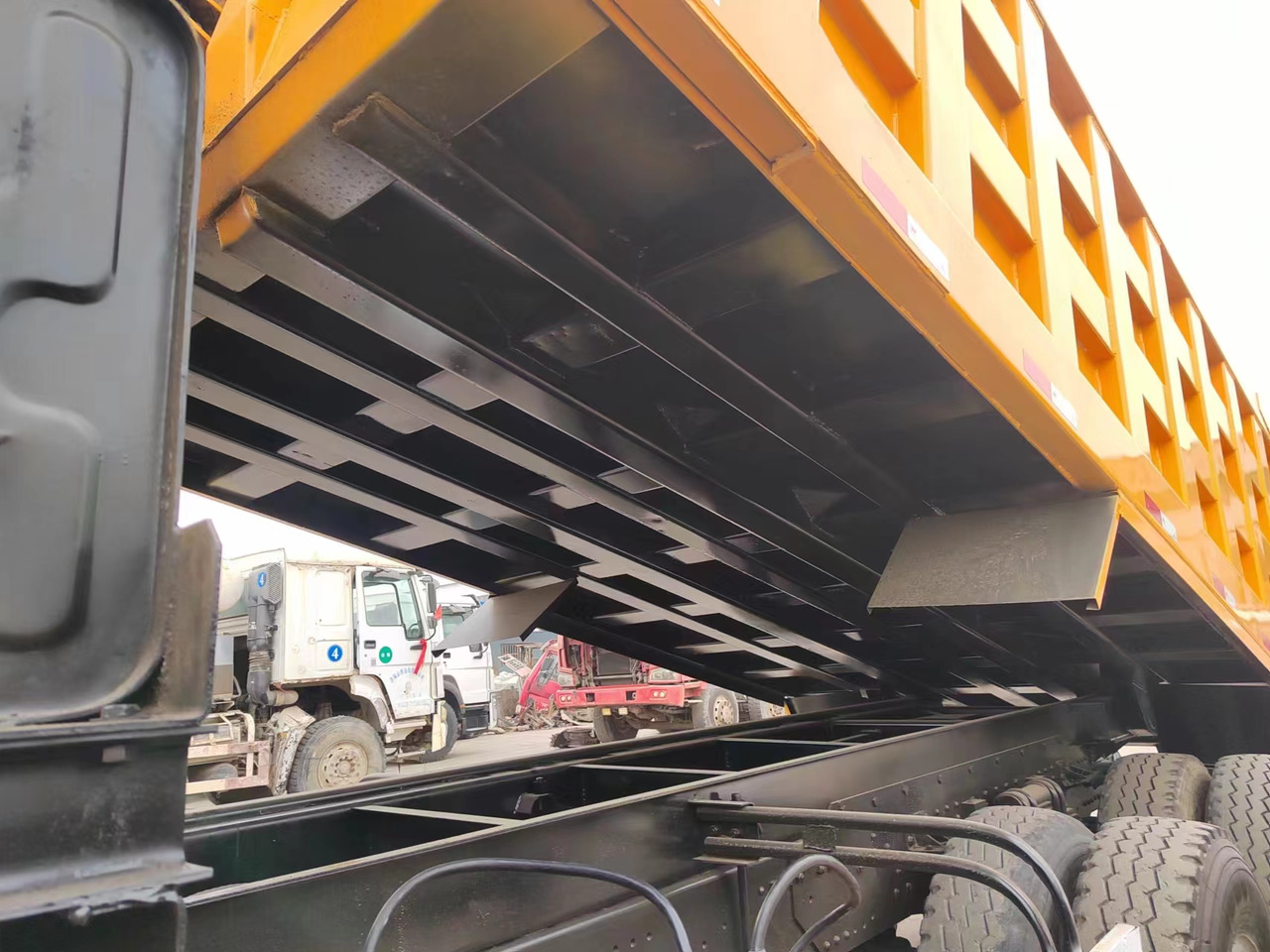 SHACMAN F3000 - قلابات: صور 1 SHACMAN F3000 - قلابات: صور 1