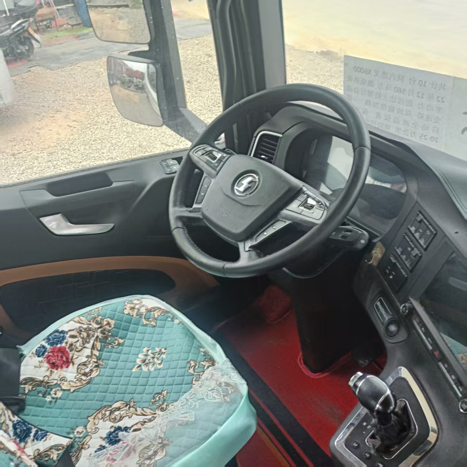 SHACMAN X6000 - شاحنة جرار: صور 5 SHACMAN X6000 - شاحنة جرار: صور 5