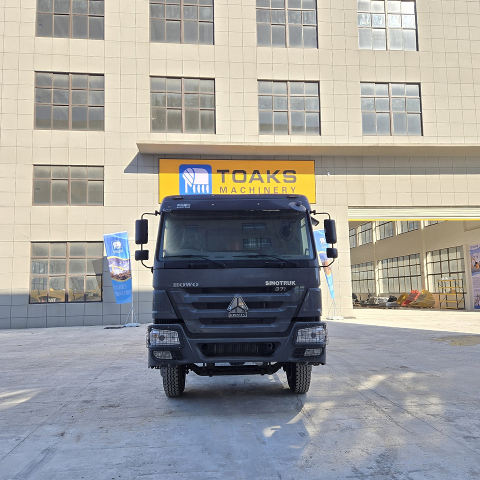 SINOTRUK HOWO 6*4 Dump Truck - قلابات: صور 2 SINOTRUK HOWO 6*4 Dump Truck - قلابات: صور 2