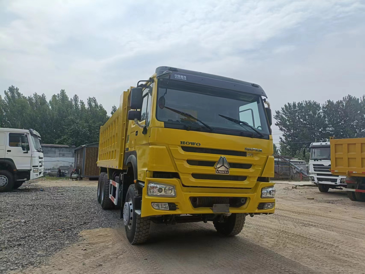 SINOTRUK HOWO - قلابات: صور 1 SINOTRUK HOWO - قلابات: صور 1