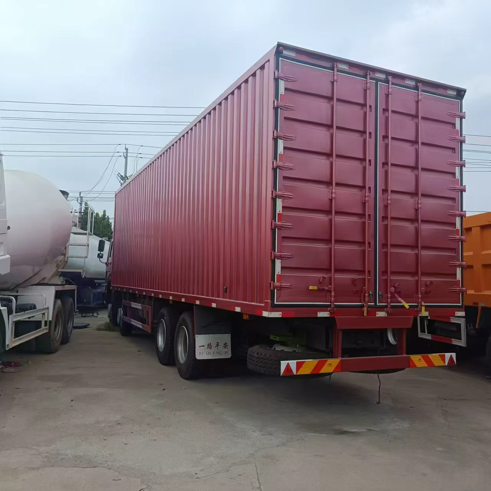 بصندوق مغلق شاحنة SINOTRUK HOWO: صور 6
