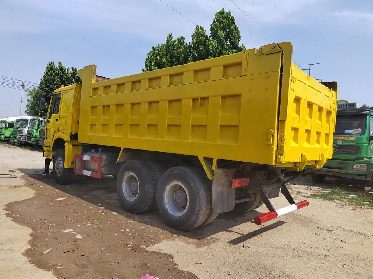 SINOTRUK HOWO - قلابات: صور 4 SINOTRUK HOWO - قلابات: صور 4