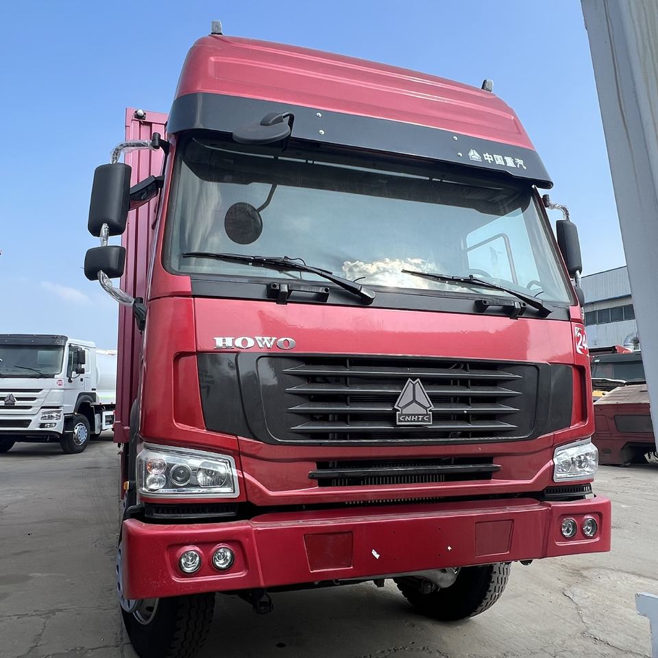 SINOTRUK HOWO - بصندوق مغلق شاحنة: صور 2 SINOTRUK HOWO - بصندوق مغلق شاحنة: صور 2