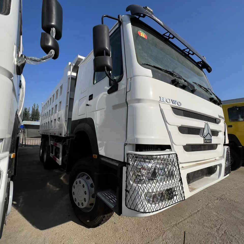 SINOTRUK HOWO - قلابات: صور 3 SINOTRUK HOWO - قلابات: صور 3