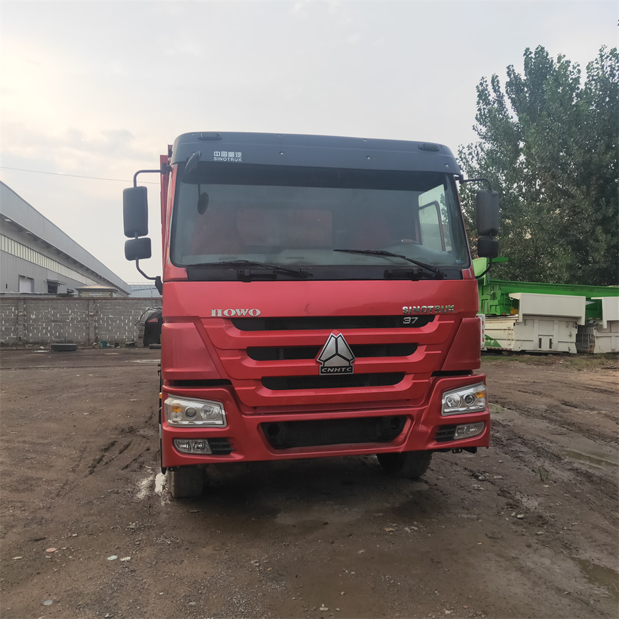 SINOTRUK HOWO - قلابات: صور 5 SINOTRUK HOWO - قلابات: صور 5
