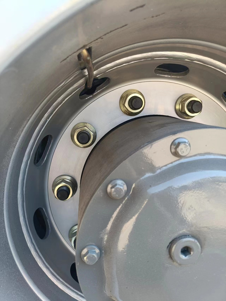 SINOTRUK HOWO - قلابات: صور 4 SINOTRUK HOWO - قلابات: صور 4