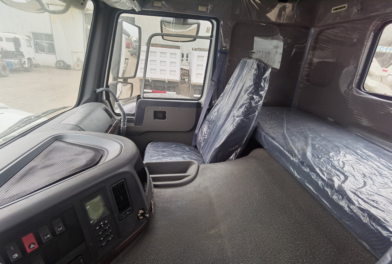 شاحنة جرار SINOTRUK Howo trailer head: صور 8 شاحنة جرار SINOTRUK Howo trailer head: صور 8