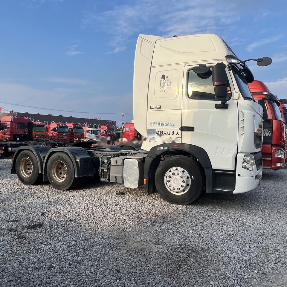 Sinotruk Howo T7H 480 - شاحنة جرار: صور 1 Sinotruk Howo T7H 480 - شاحنة جرار: صور 1