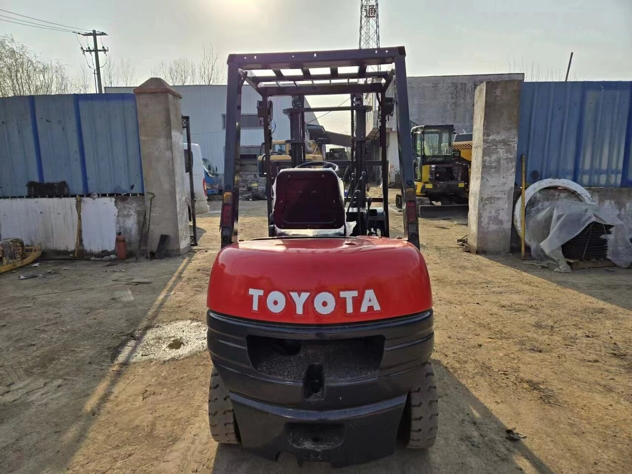 Toyota FD25 - رافعة شوكية ديزل: صور 5 Toyota FD25 - رافعة شوكية ديزل: صور 5