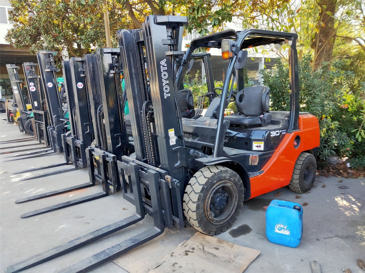 Toyota FDN30 - رافعة شوكية ديزل: صور 5 Toyota FDN30 - رافعة شوكية ديزل: صور 5