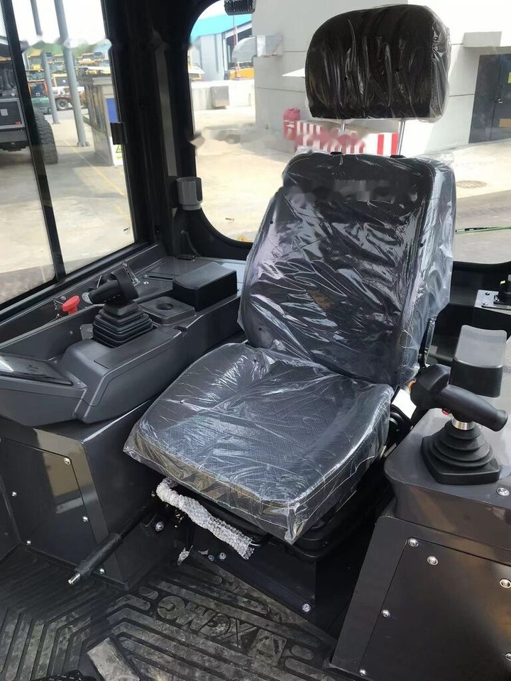 بلدوزر XCMG D170: صور 14